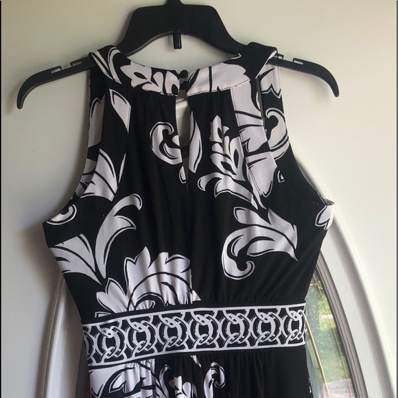 WHBM Black Floral Dress - Picture 5 of 5